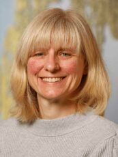 Profile image: Christine Lary